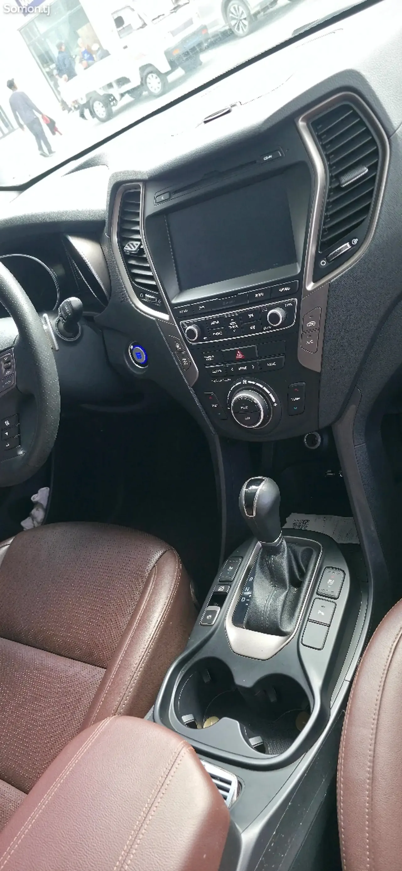 Hyundai Santa Fe 2016 · 2.0 AT