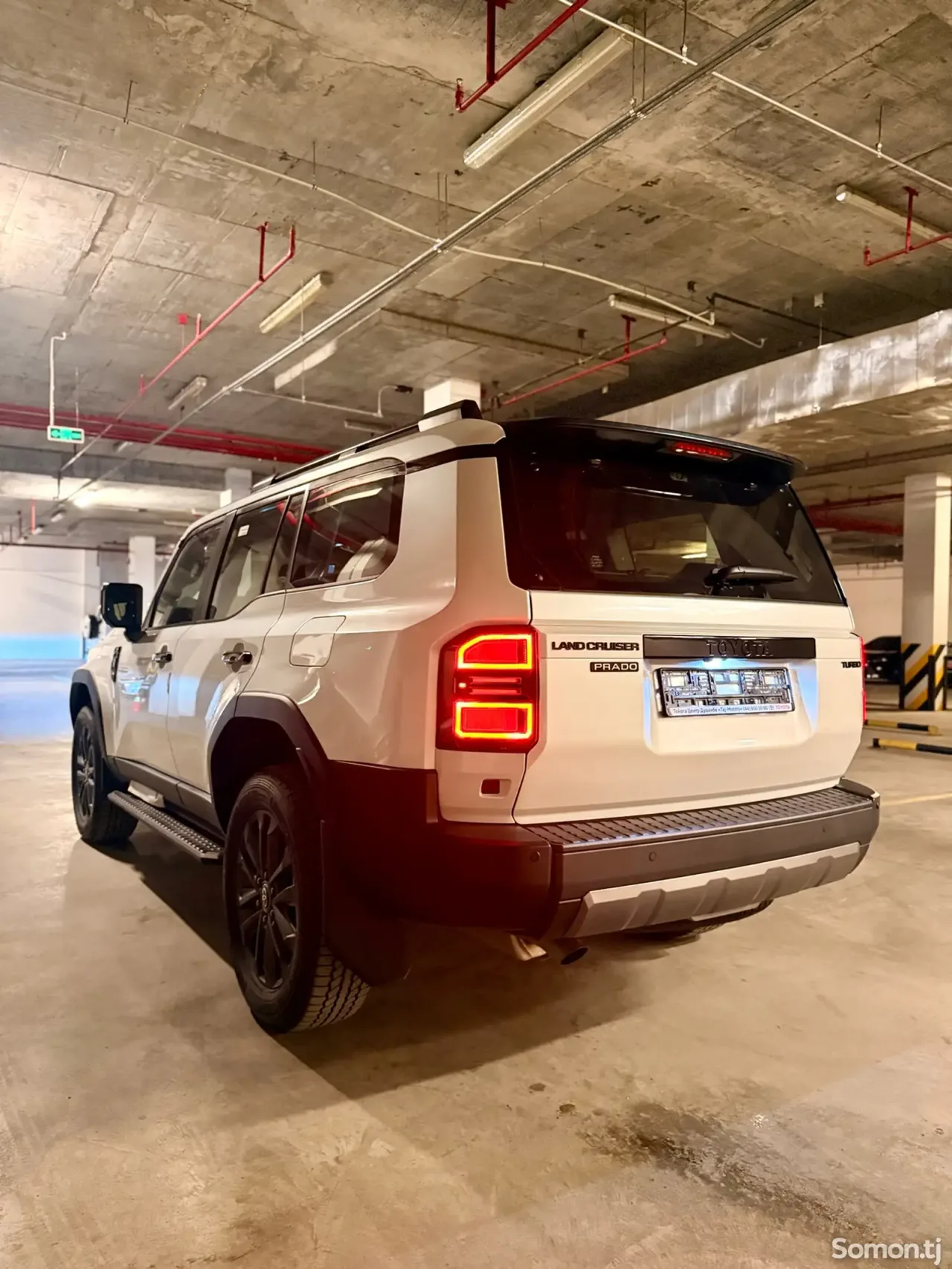 Toyota Land Cruiser Prado 2026 · 2.4 AT