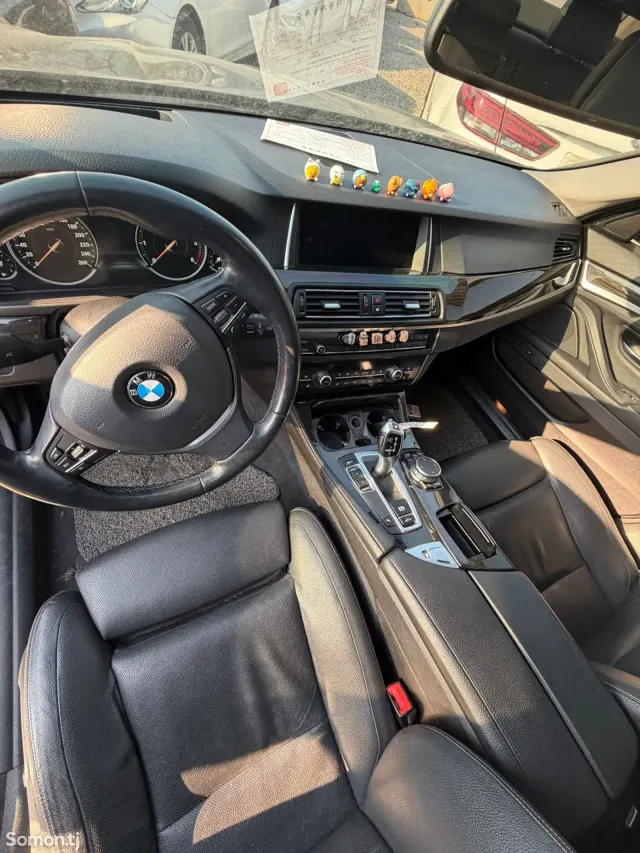 BMW 5 series 2016 · 2.0 AT