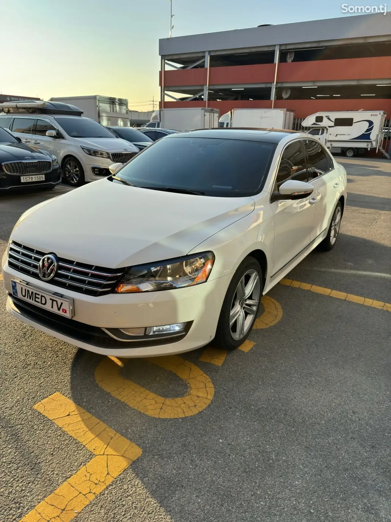 Volkswagen Passat 2014 · 2.0 AT