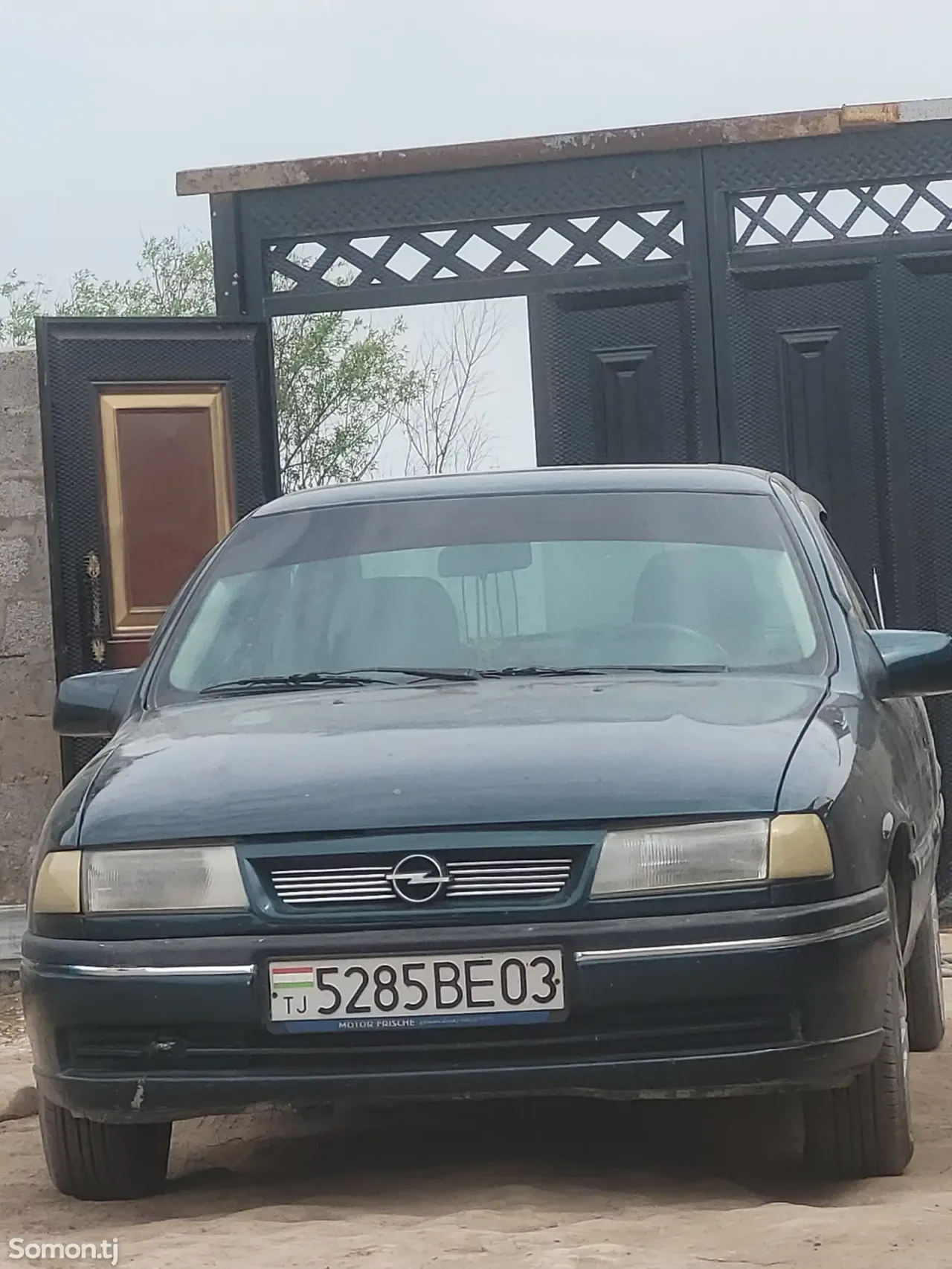 Opel Vectra A 1995 · MT