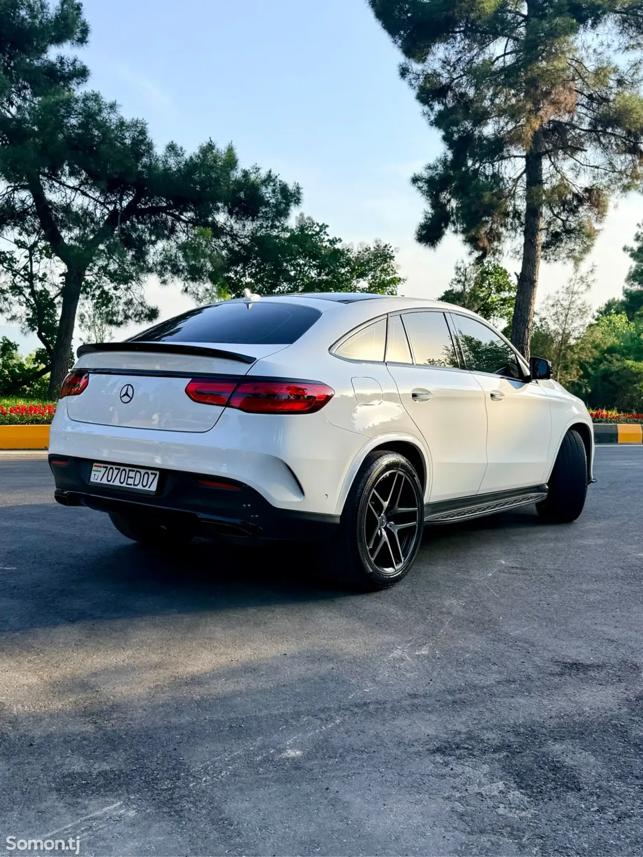 Mercedes-Benz GLE class 2017 · 3.0 AT