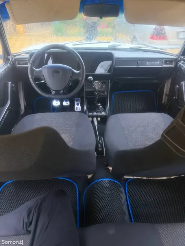 Lada (ВАЗ) 2107 2003 · 1.5 MT