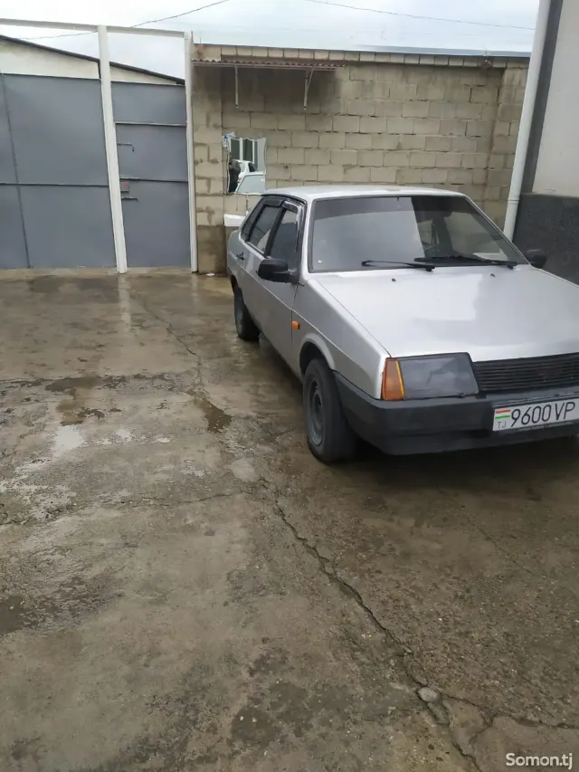 Lada (ВАЗ) 21099 1998 · 1.3 MT