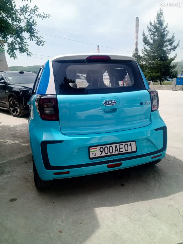 JAC E-JS1 2022 · AT
