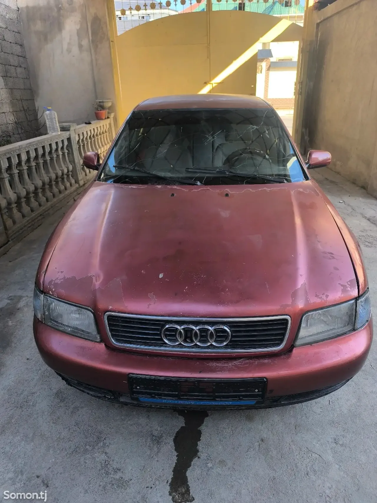 Audi A4 1996 · 1.8 MT