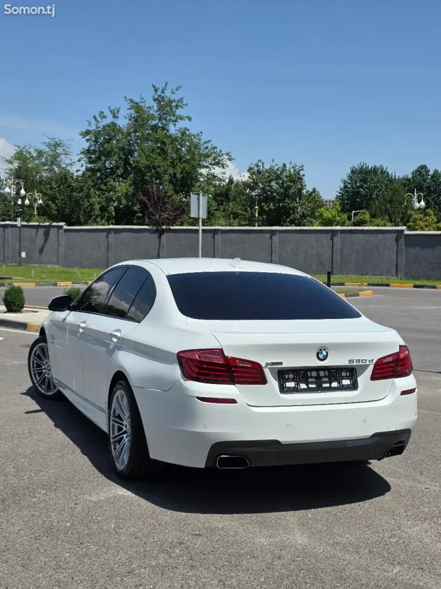 BMW 5 series 2014 · 3.0 AT