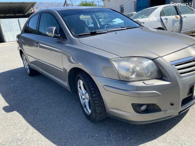 Toyota Avensis 2006 · 1.8 MT