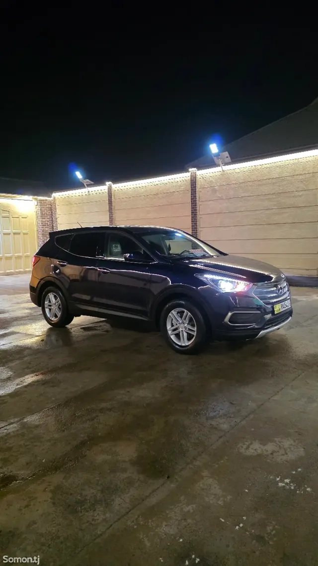 Hyundai Santa Fe 2018 · 2.4 AT