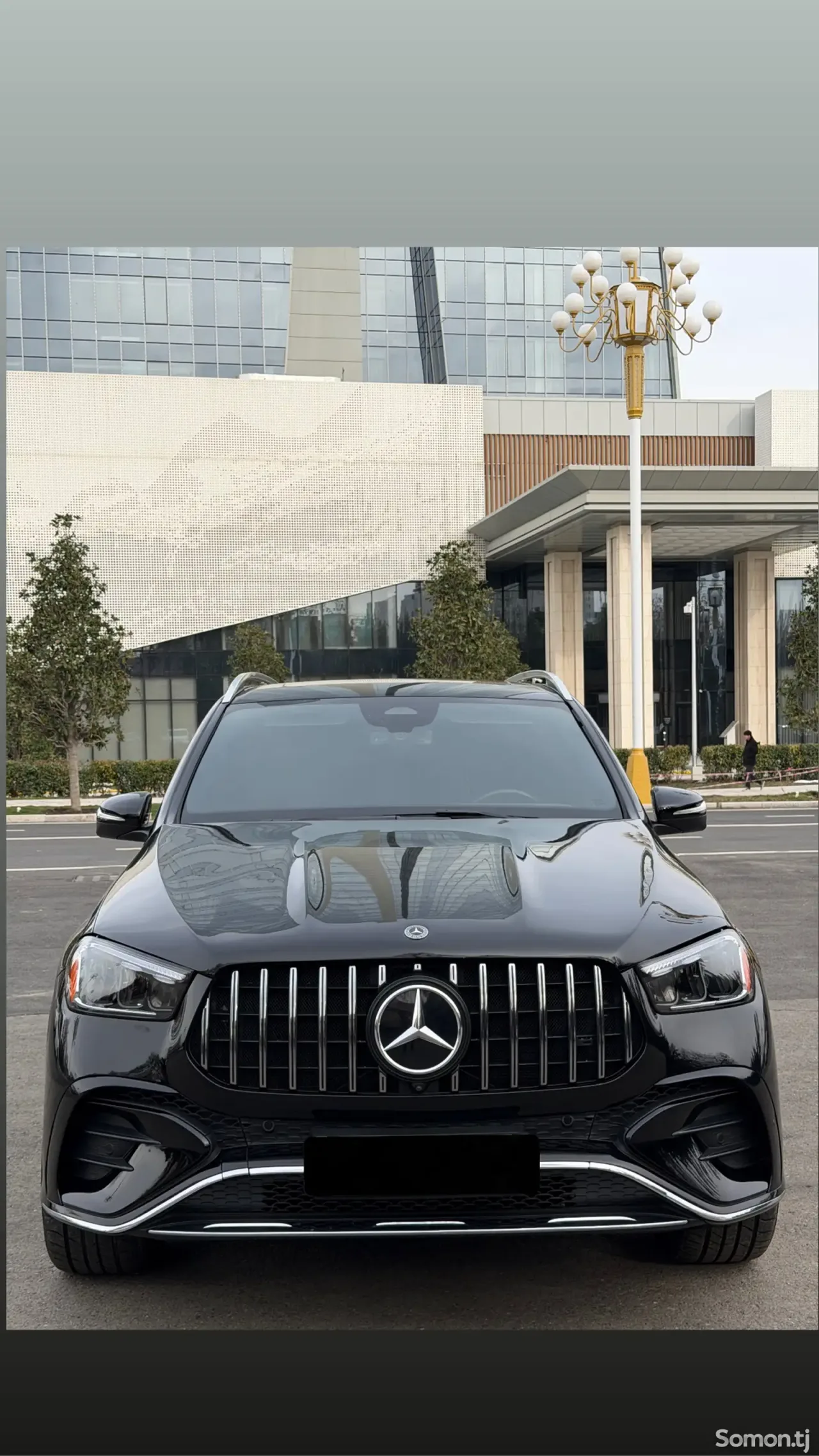 Mercedes-Benz GLE class 2024 · 3.5 AT