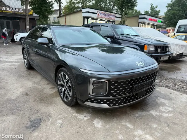 Hyundai Grandeur 2023 · 1.6 AT