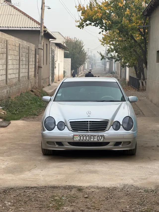 Mercedes-Benz E class 2001 · 2.0 AT