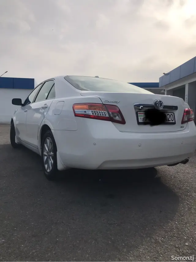 Toyota Camry 2010 · 2.5 AT
