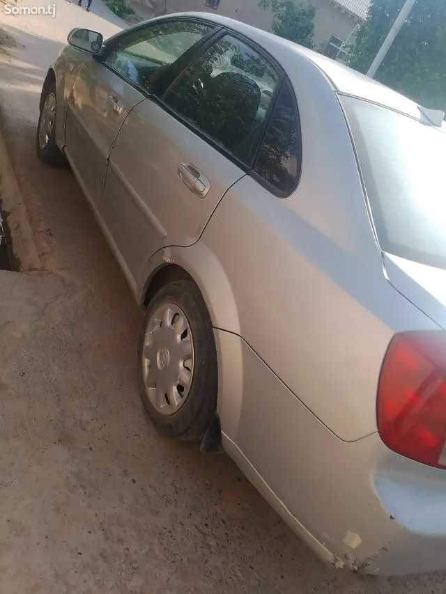 Daewoo Lacetti 2006 · 1.6 MT