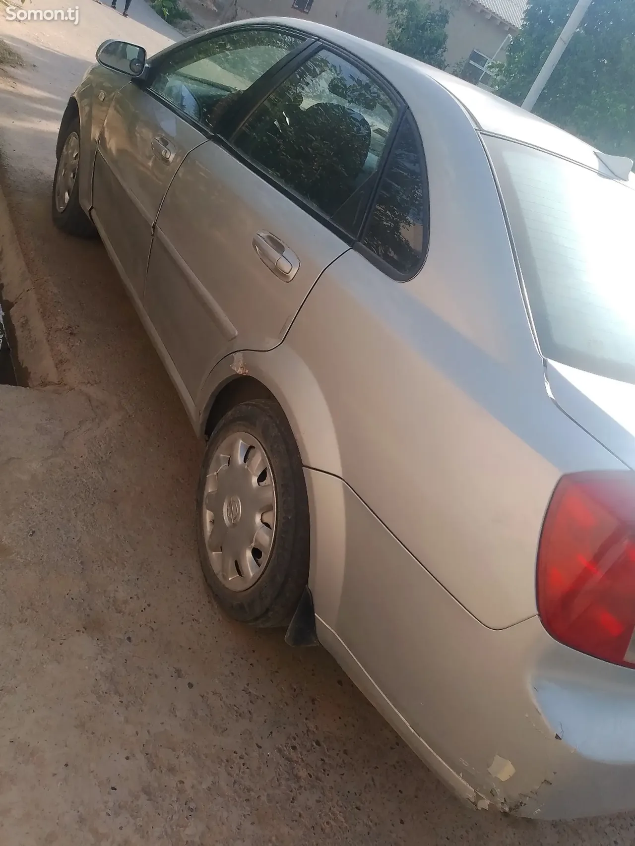 Daewoo Lacetti 2006 · 1.6 MT