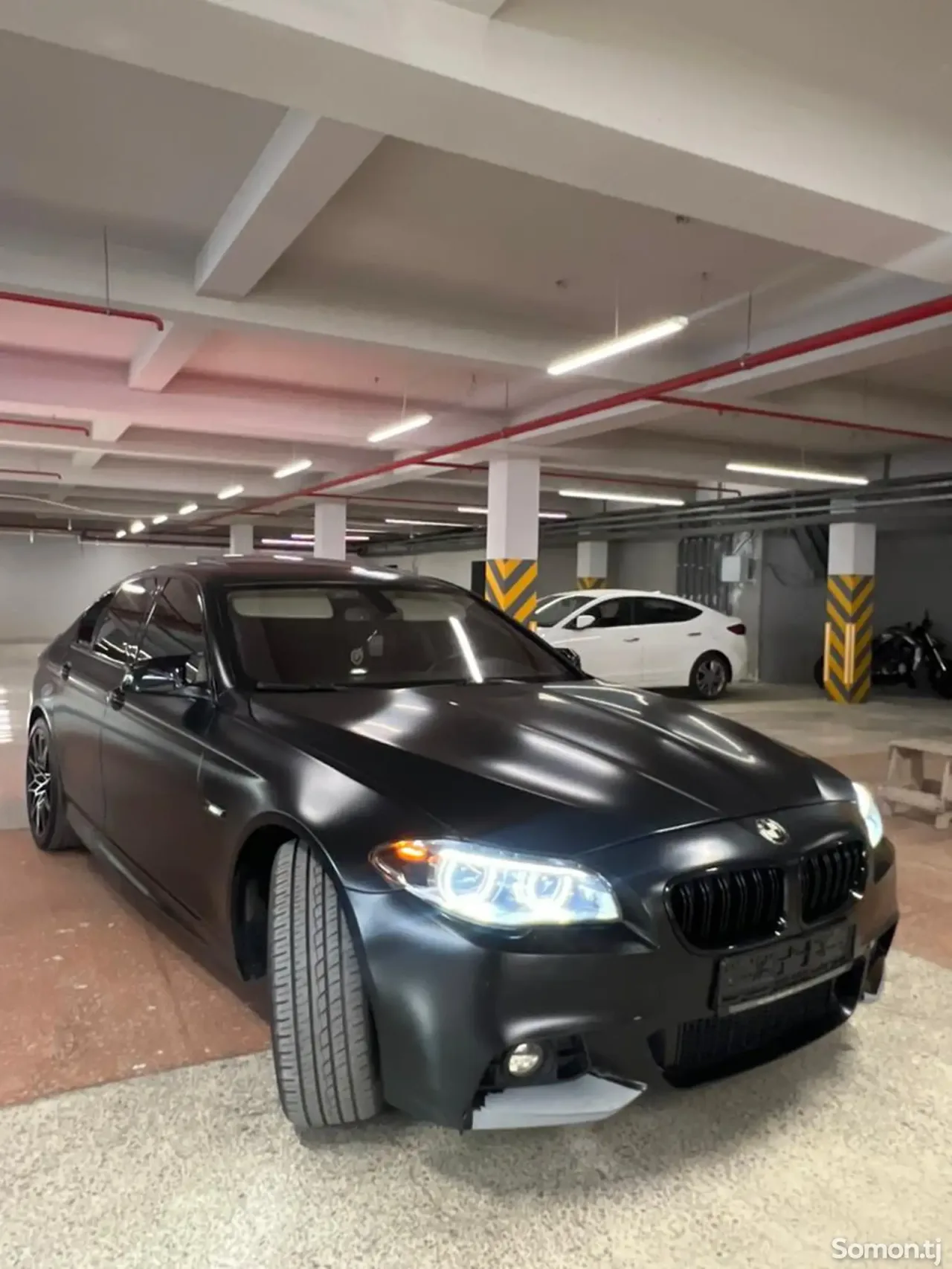 BMW 5 series 2013 · 2.5 AT