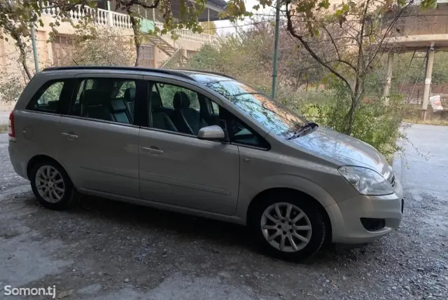 Opel Zafira 2007 · 1.8 MT