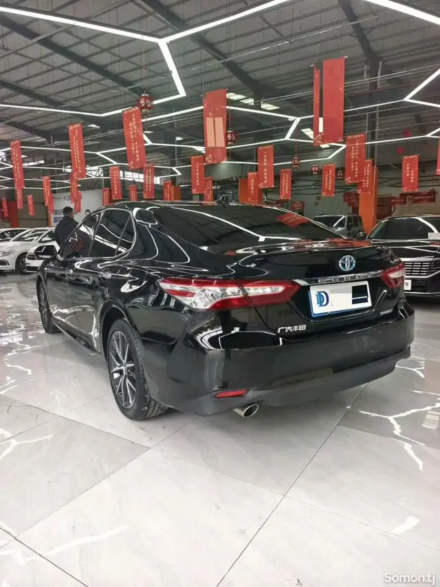 Toyota Camry 2023 · 2.5 AT