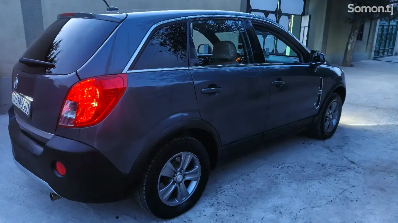 Opel Antara 2010 · AT