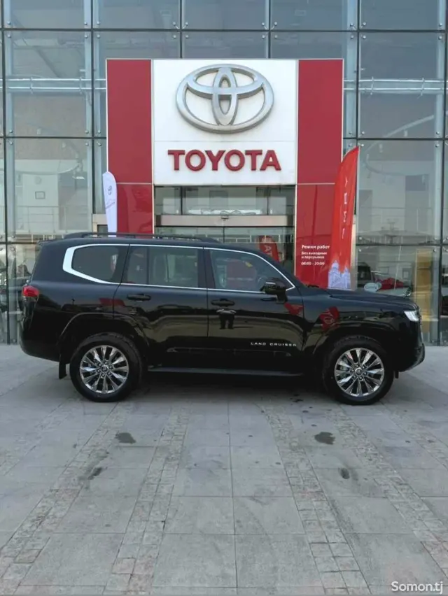 Toyota Land Cruiser 2026 · 3.5 AT