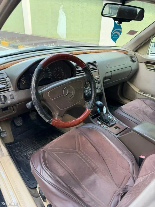 Mercedes-Benz C class 1996 · 1.8 MT