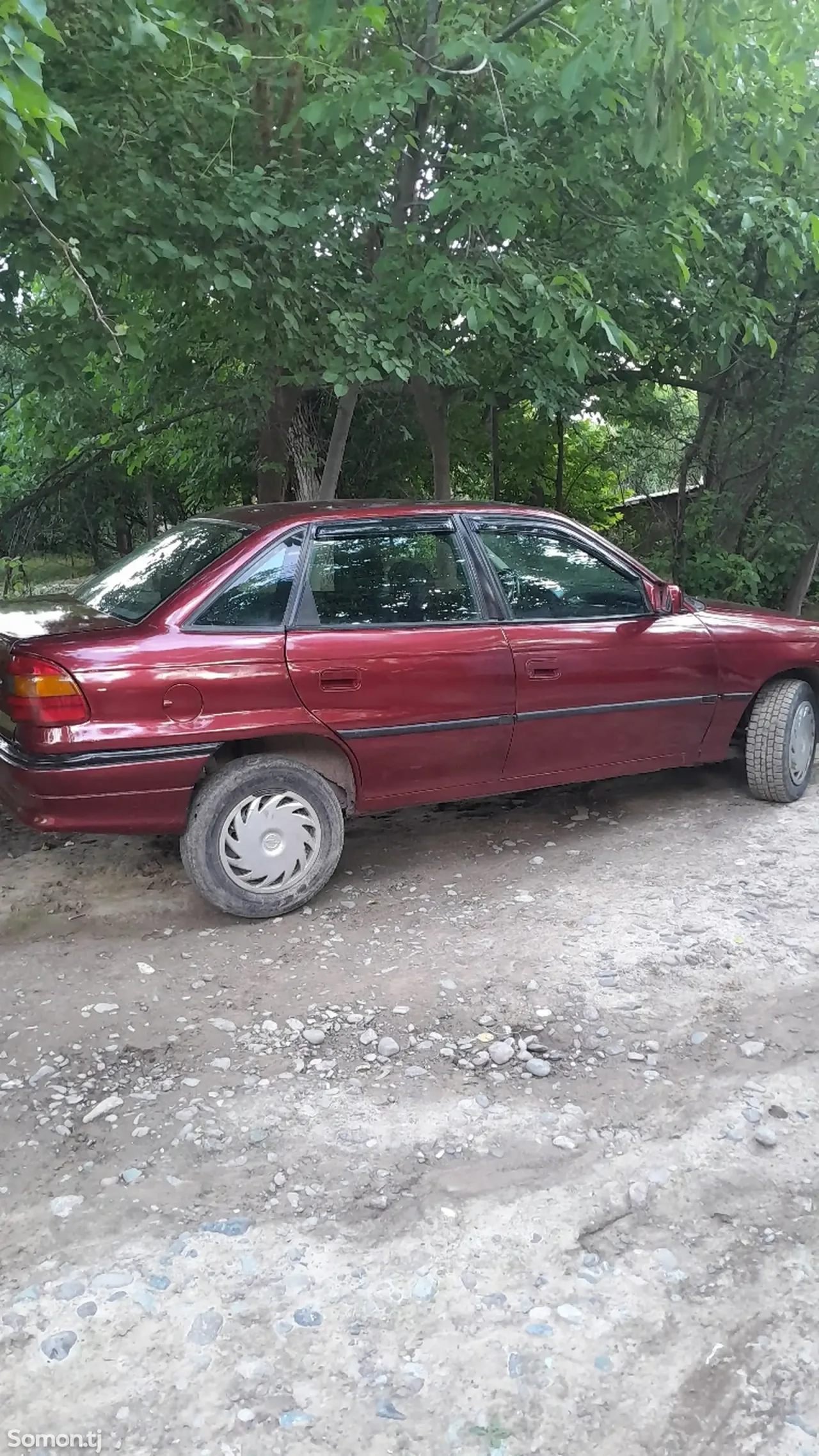 Opel Astra F 1993 · 1.6 MT