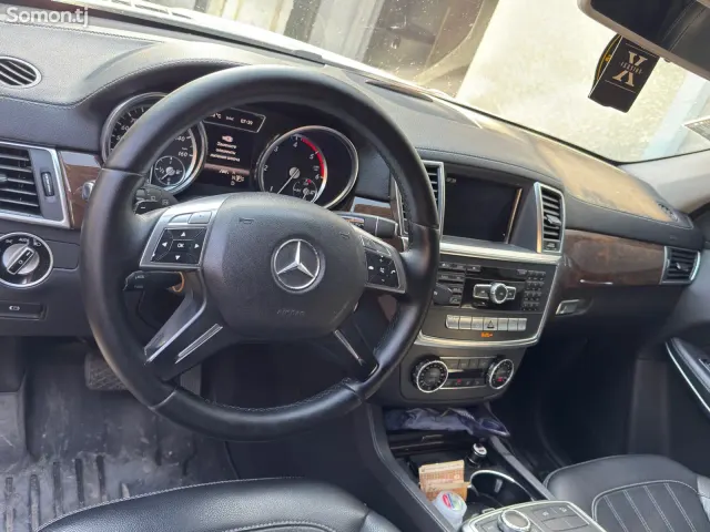 Mercedes-Benz CLS class 2014 · 3.5 AT