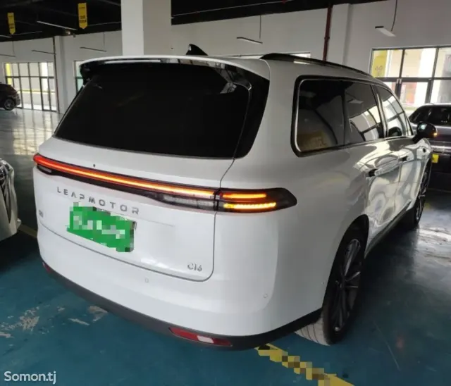 Leapmotor C16 2025 · AT
