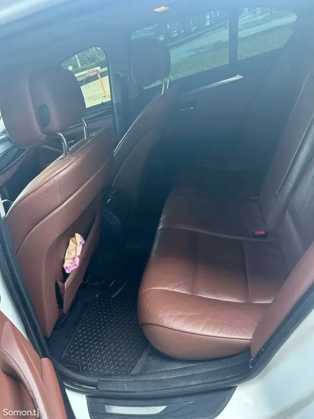 BMW 5 series 2012 · 2.0 AT