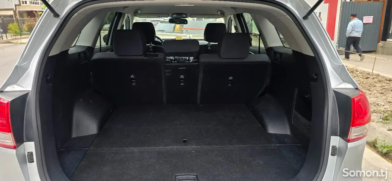 Kia Sorento 2016 · 2.4 AT
