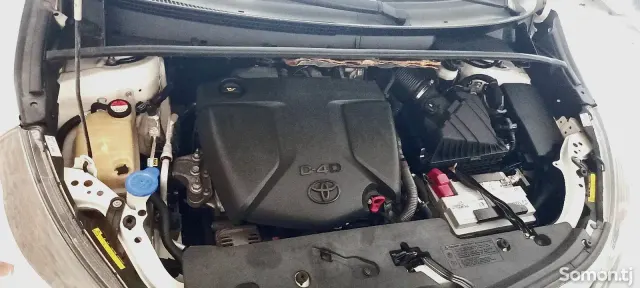 Toyota Verso 2015 · 1.6 MT