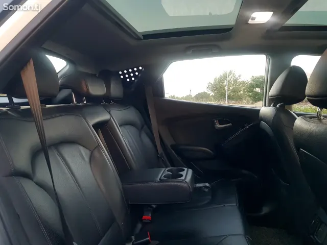 Hyundai Tucson 2014 · 2.0 AT