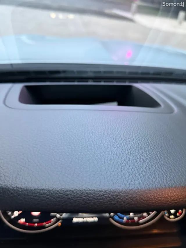 BMW 5 series 2015 · 2.0 AT