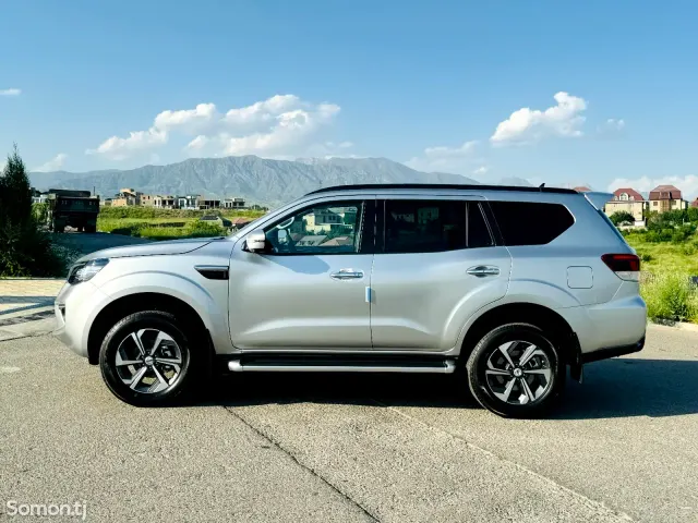 Nissan X-Terra 2026 · 2.0 AT