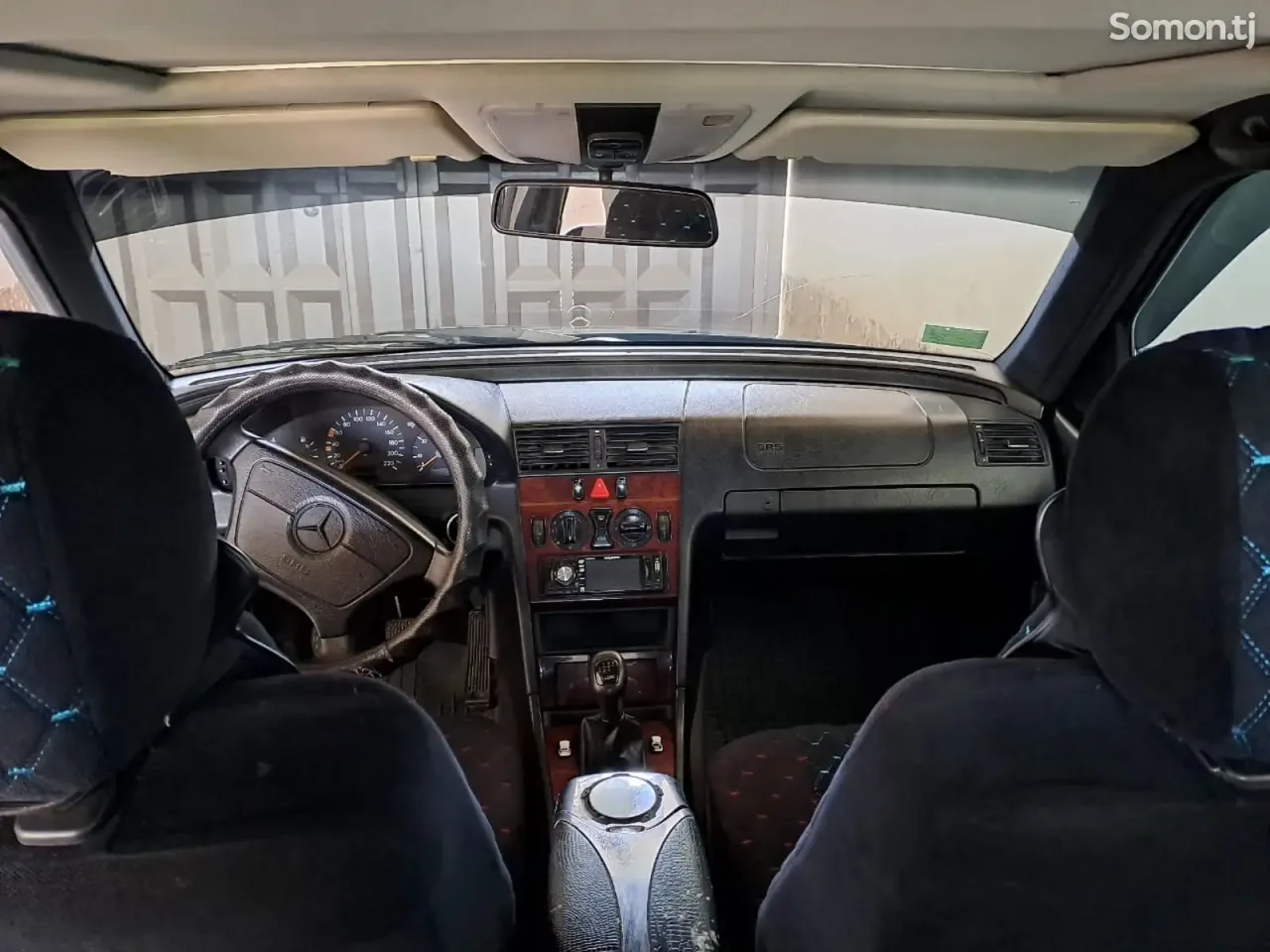 Mercedes-Benz S class 1990 · 2.2 MT
