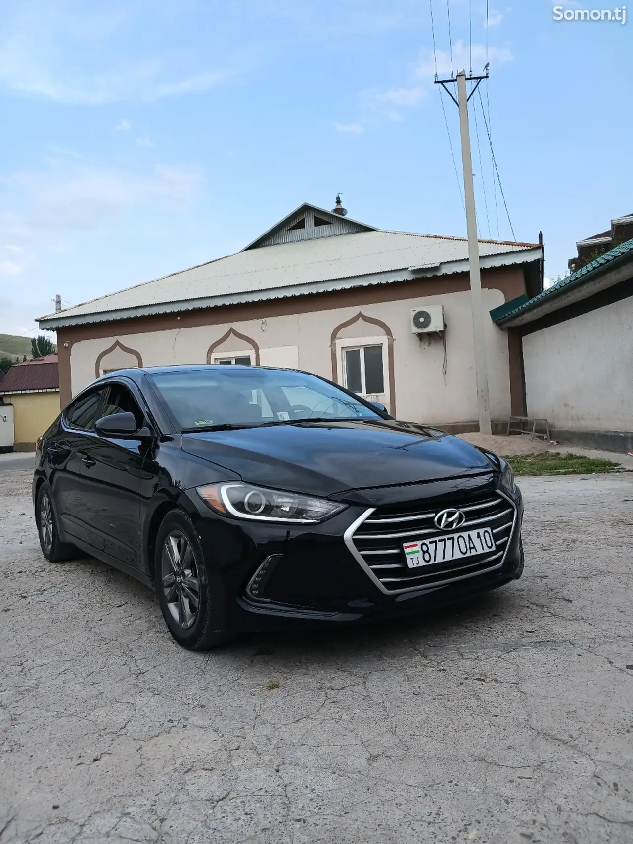 Hyundai Elantra 2017 · 1.8 AT