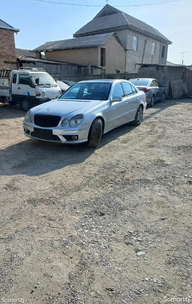 Mercedes-Benz E class 2008 · 3.5 AT