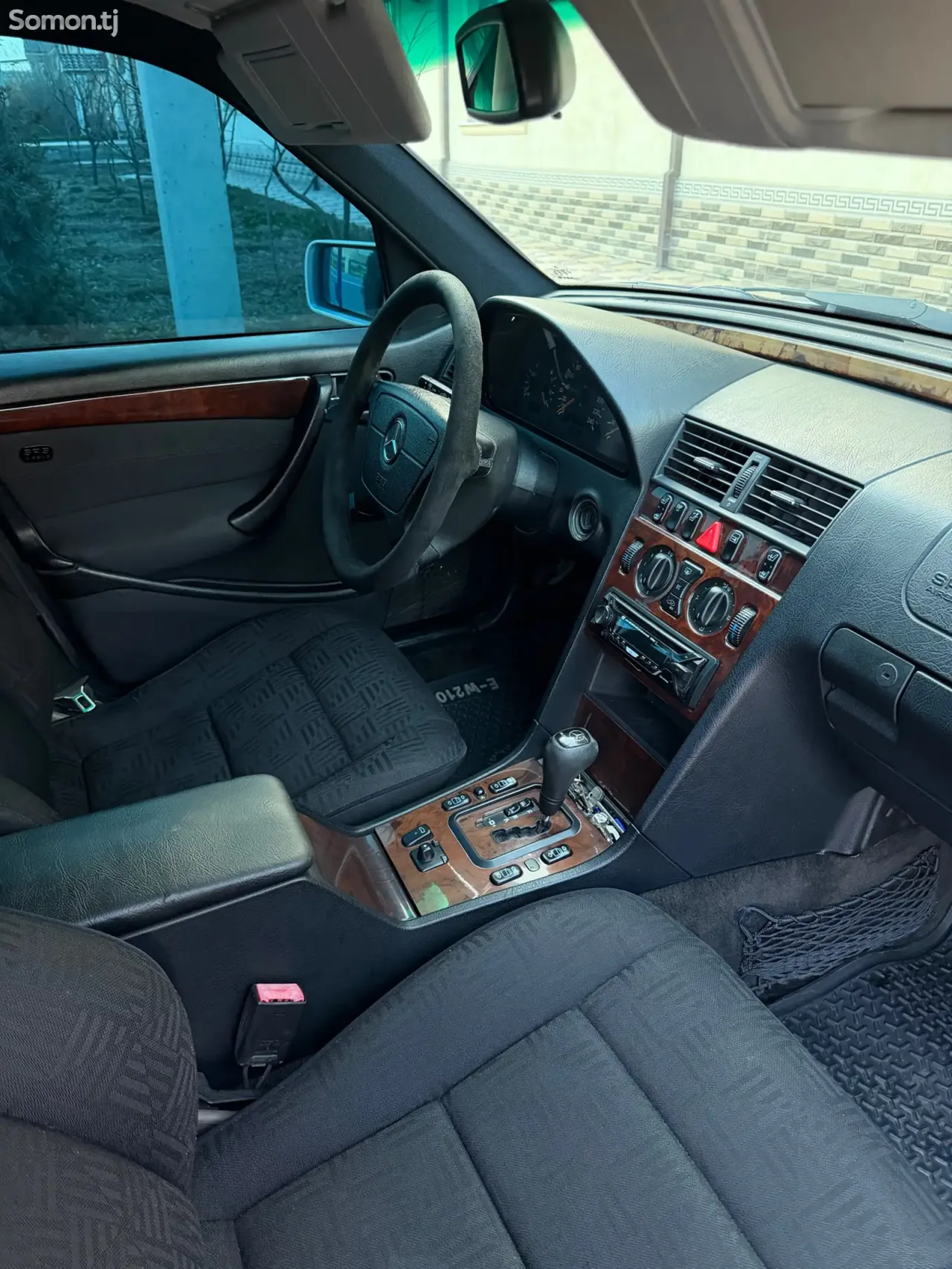 Mercedes-Benz C class 2000 · 1.8 AT