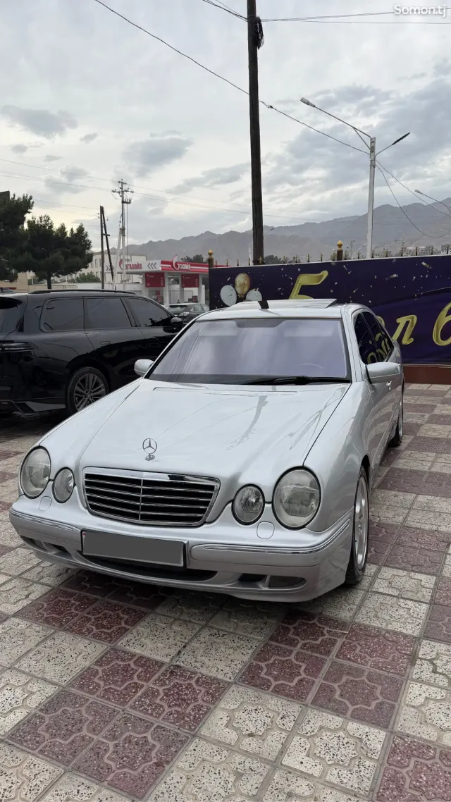 Mercedes-Benz E class 2001 · 2.4 AT