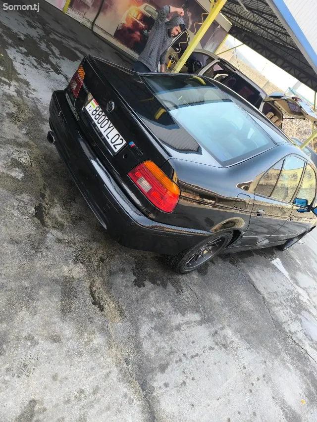 BMW 5 series 2003 · 3.0 AT
