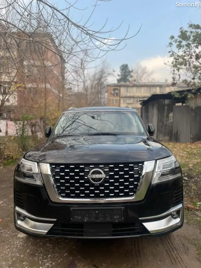 Nissan Patrol 2017 · 5.7 AT