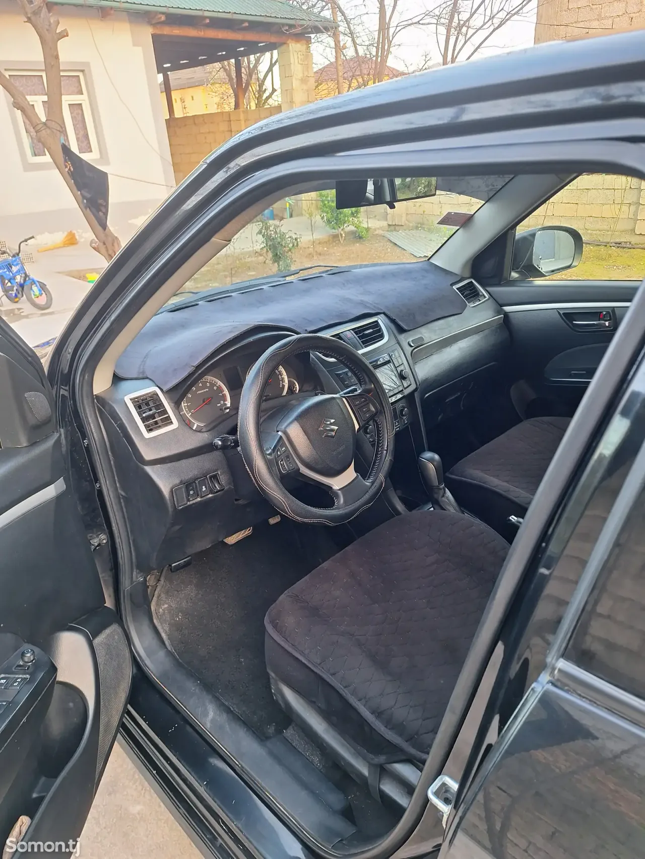 Suzuki Swift 2014 · 1.3 AT