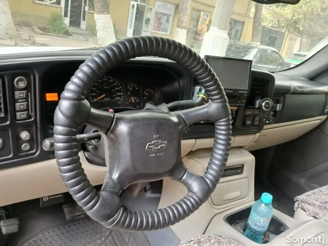 Chevrolet Tahoe 2004 · 5.3 AT