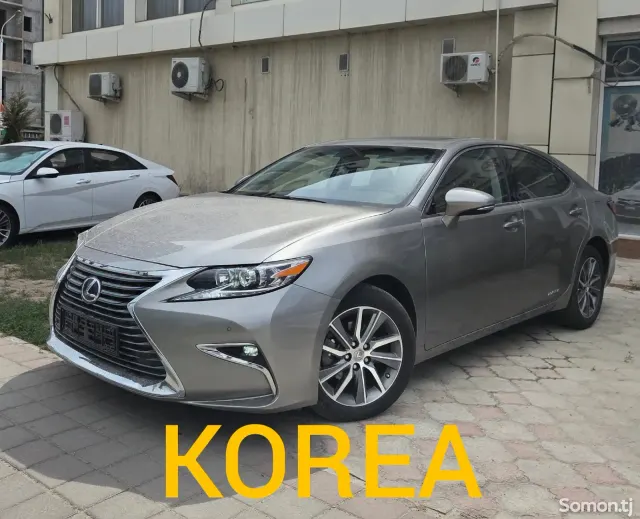 Lexus ES series 2016 · 2.5 AT