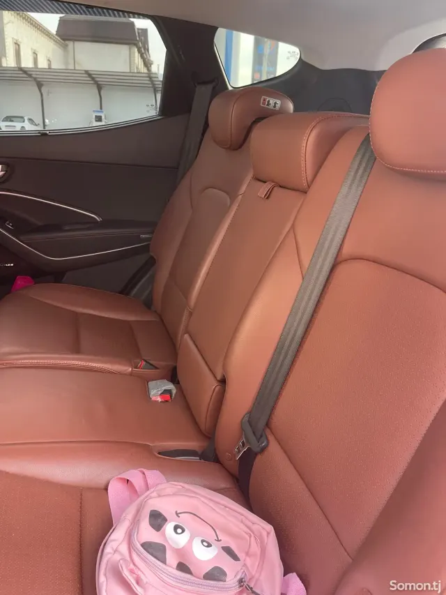 Hyundai Santa Fe 2015 · 2.2 AT