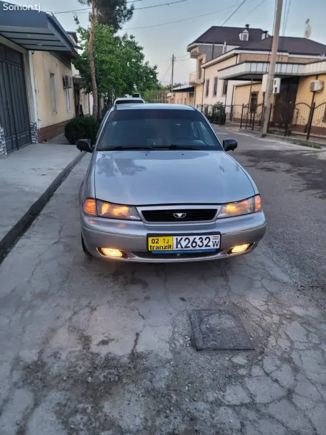 Daewoo Nexia 1995 · 1.6 MT