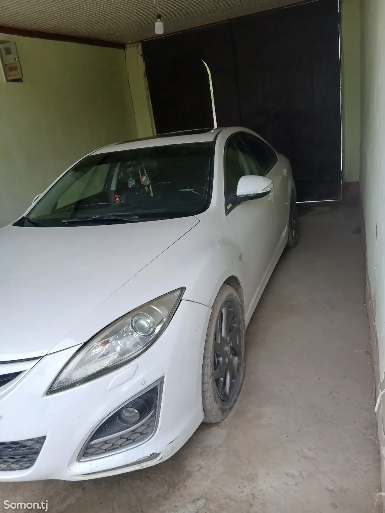 Mazda 6 2010 · 2.2 AT