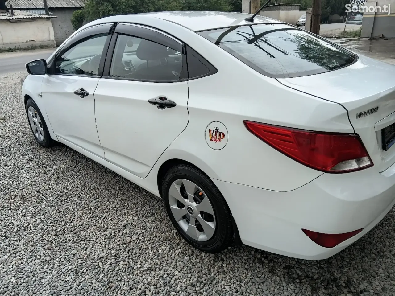 Hyundai Solaris 2015 · 1.6 AT