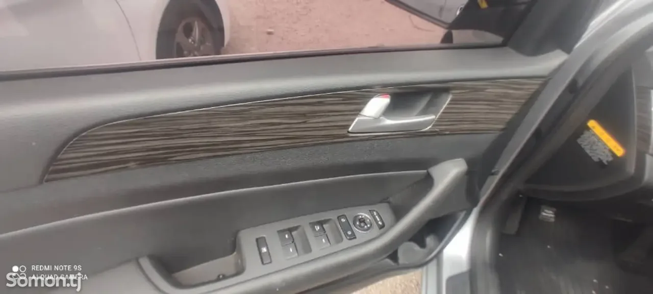 Hyundai Sonata 2014 · 2.0 AT