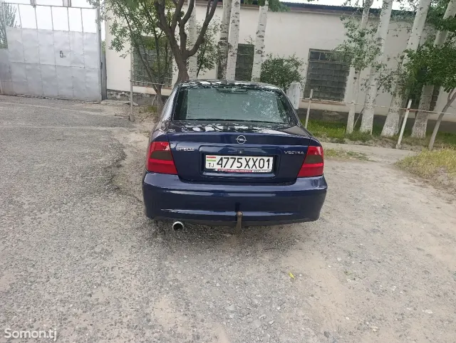 Opel Vectra B 1999 · 1.6 MT